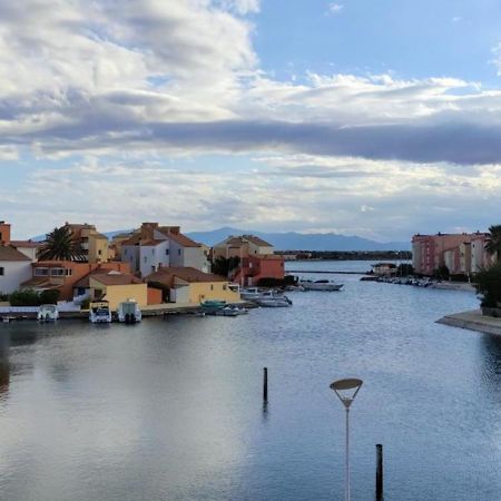 Studio Avec Vue Sublime Sur L'Etang Et Les Montagnes Catalanes 르발카레스 외부 사진